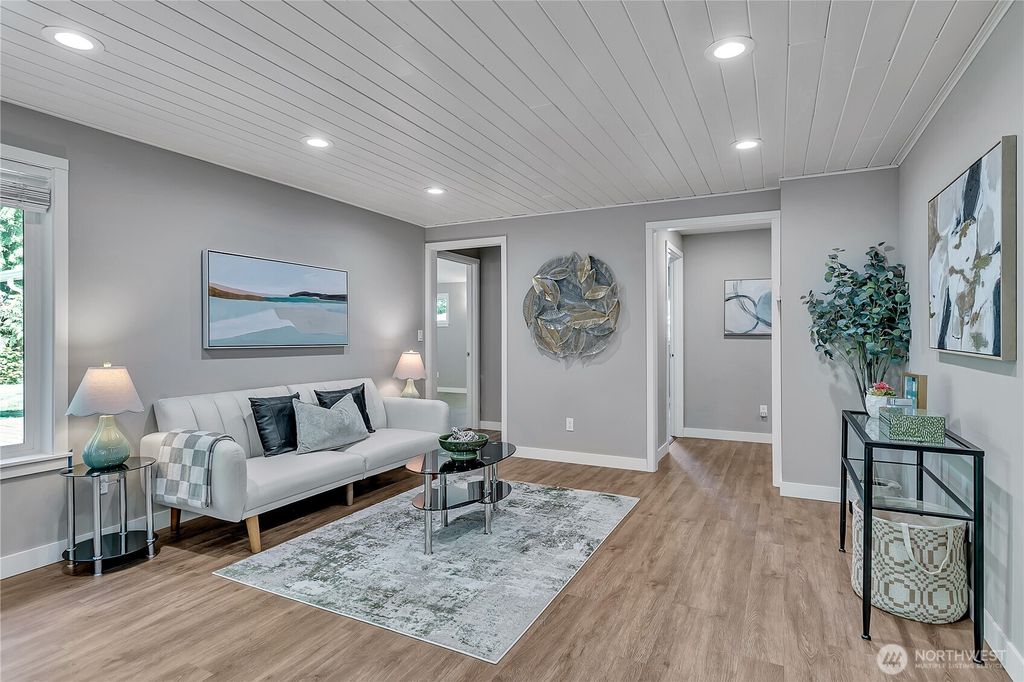 Photo of 10629 SE 244th Street, Kent, WA 98030 (MLS # 2398959)