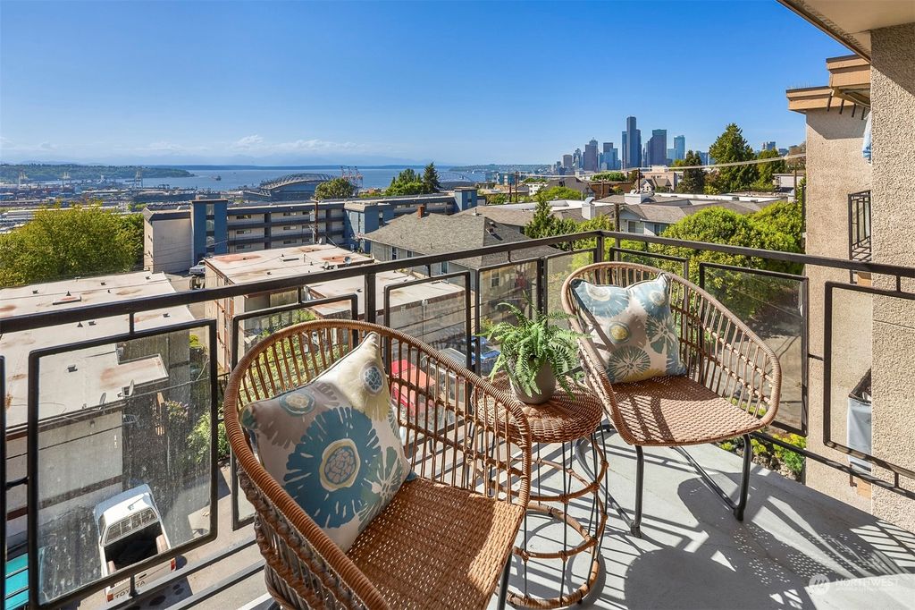 Photo of 1723 13th Avenue S #402, Seattle, WA 98144 (MLS # 2238927)