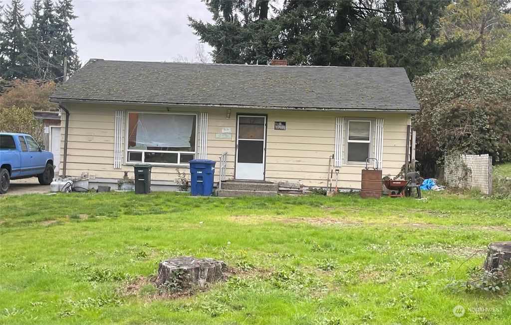 Photo of 416 S 120th Street, Seattle, WA 98168 (MLS # 2178026)