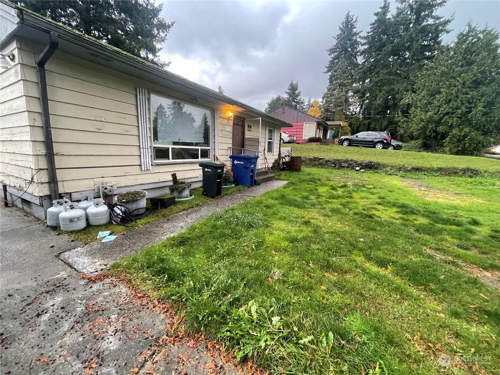 Photo of 416 S 120th Street, Seattle, WA 98168 (MLS # 2178026)