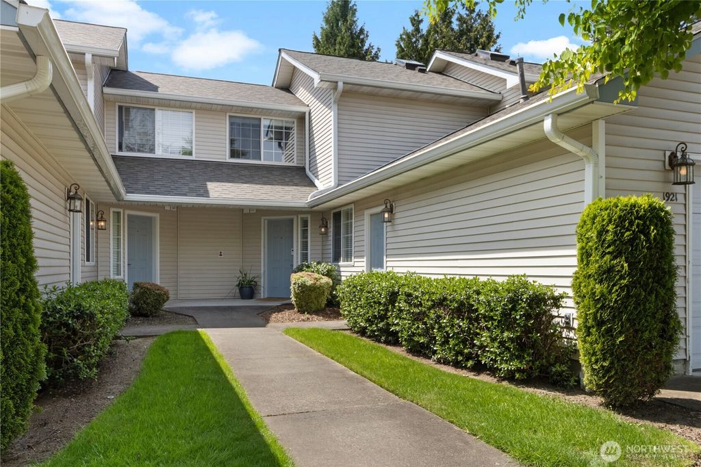 Photo of 1921 S 368th Place #1004, Federal Way, WA 98003 (MLS # 2487939)