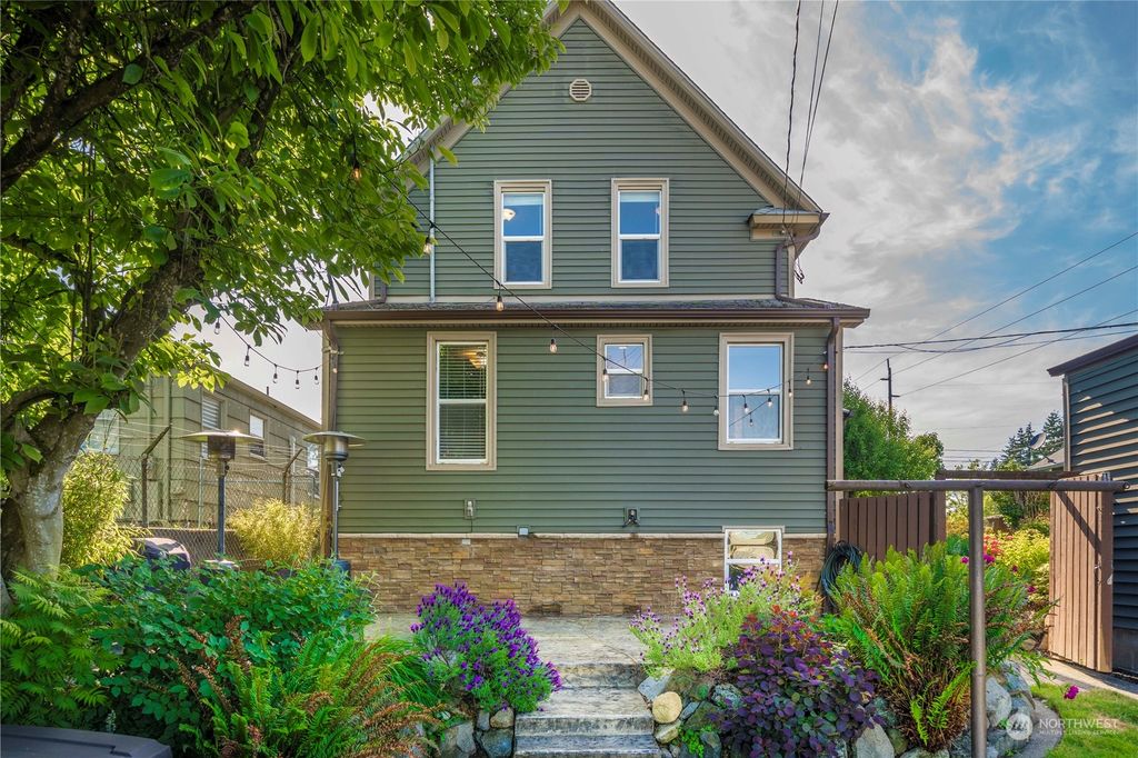 listing image 9368473051536054375