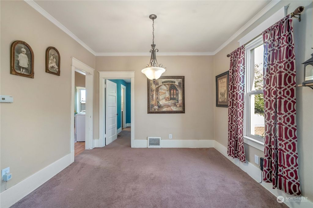 listing image 9368177875400631849