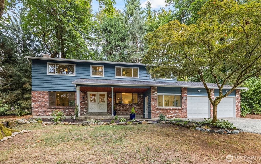 Photo of 18112 NE 191st Street, Woodinville, WA 98077 (MLS # 2427927)