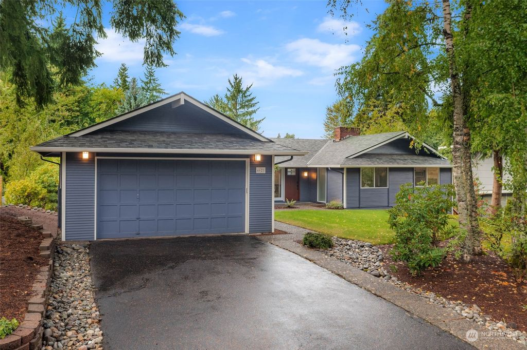 Photo of 4621 118th Avenue SE, Bellevue, WA 98006 (MLS # 2165596)