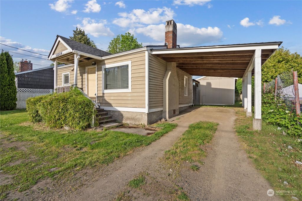Photo of 13004 1st Avenue S, Burien, WA 98168 (MLS # 2068019)