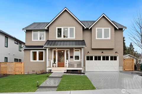 8221 22nd Avenue NE Seattle WA 98115