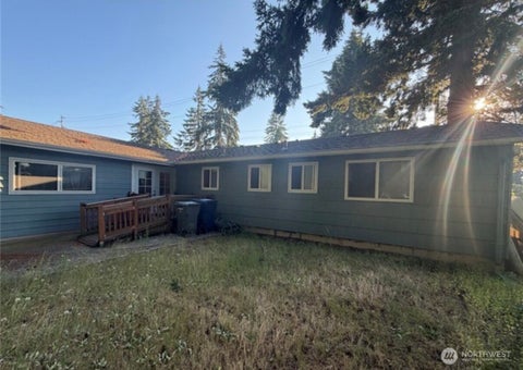 Photo of Federal Way, WA 98003 (MLS # 2581717)