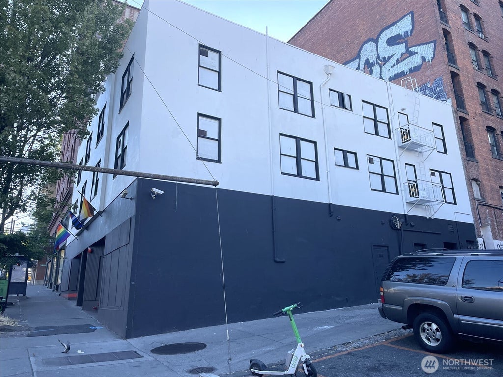 Photo of 1117 Pike Street, Seattle, WA 98101 (MLS # 2582606)