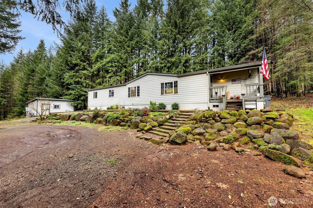 Photo of 4724 NE 292nd Avenue, Camas, WA 98607 (MLS # 2489432)