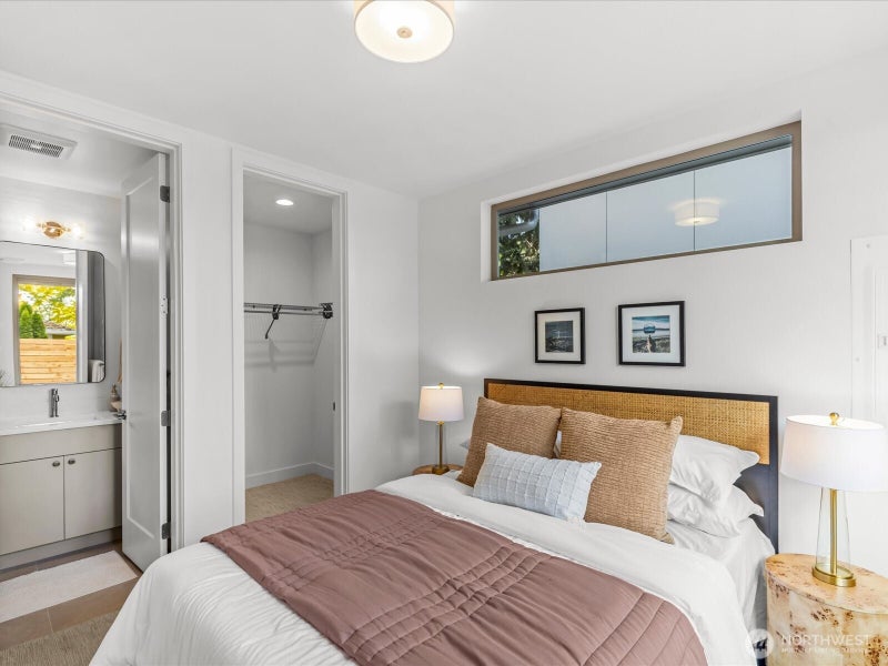 307 NW 52nd Street B