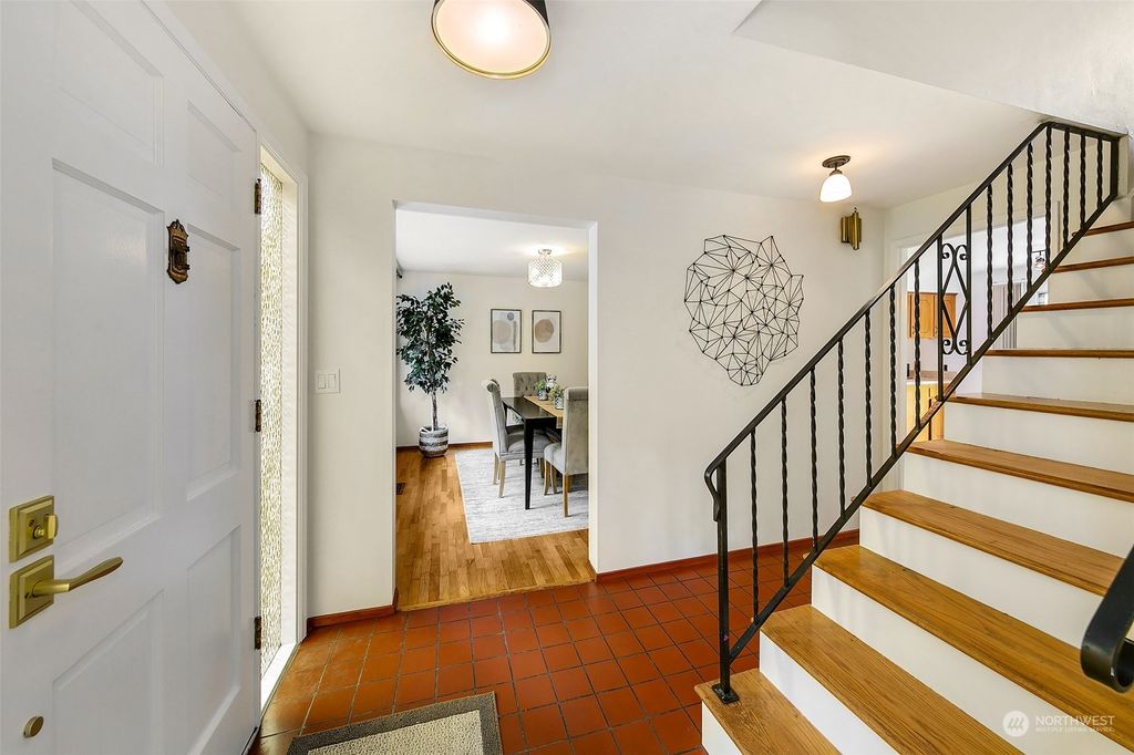 Photo of 12316 2nd Avenue NE, Seattle, WA 98125 (MLS # 2135111)