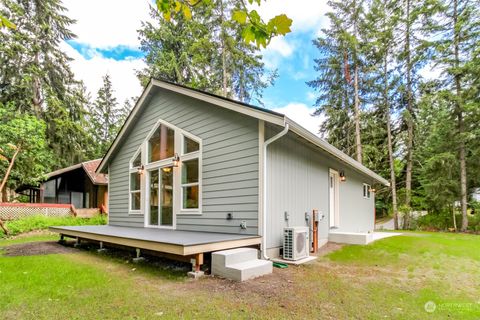 A home in Yelm