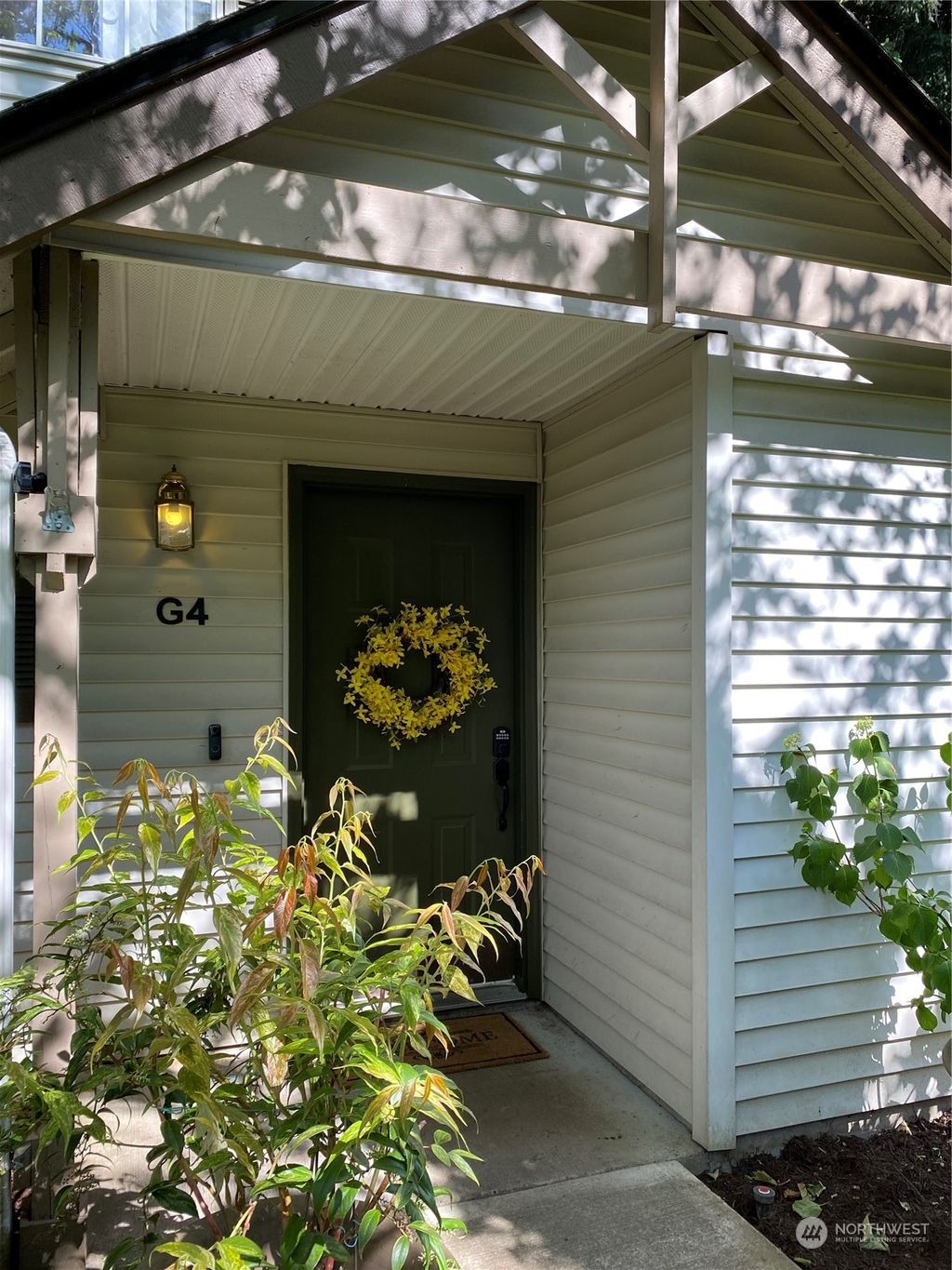 Photo of 15600 116th Avenue NE #G-4, Bothell, WA 98011 (MLS # 2251520)