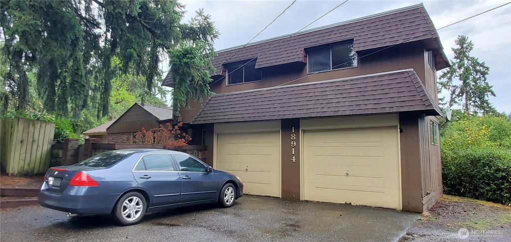 Photo of 18914 Ballinger Way NE, Lake Forest Park, WA 98155 (MLS # 2467906)