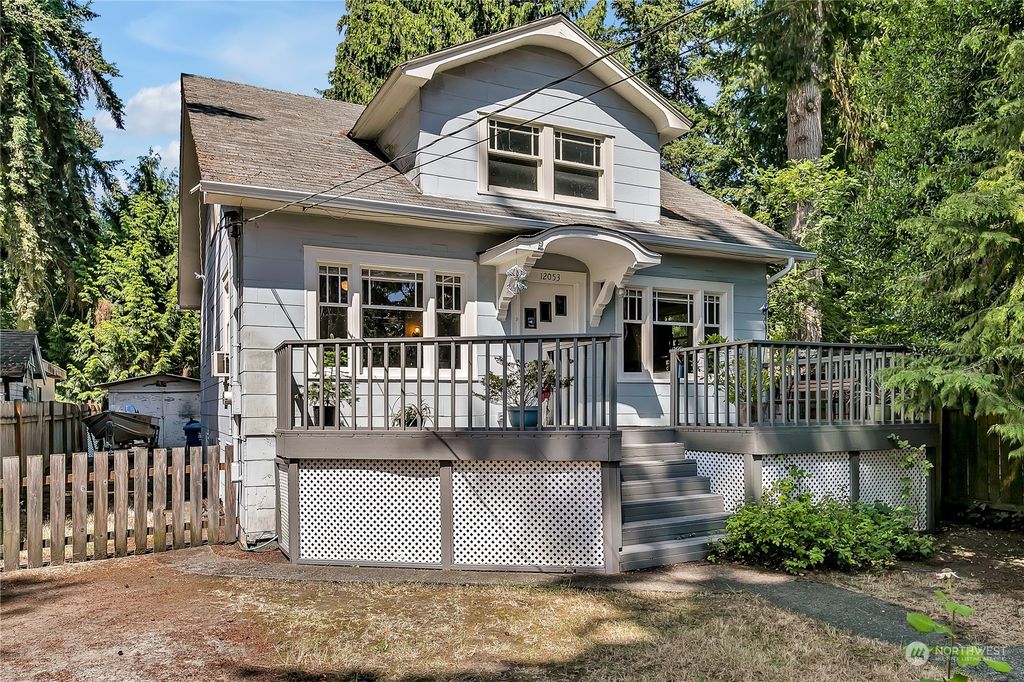 Photo of 12053 Hiram Place NE, Seattle, WA 98125 (MLS # 2262697)