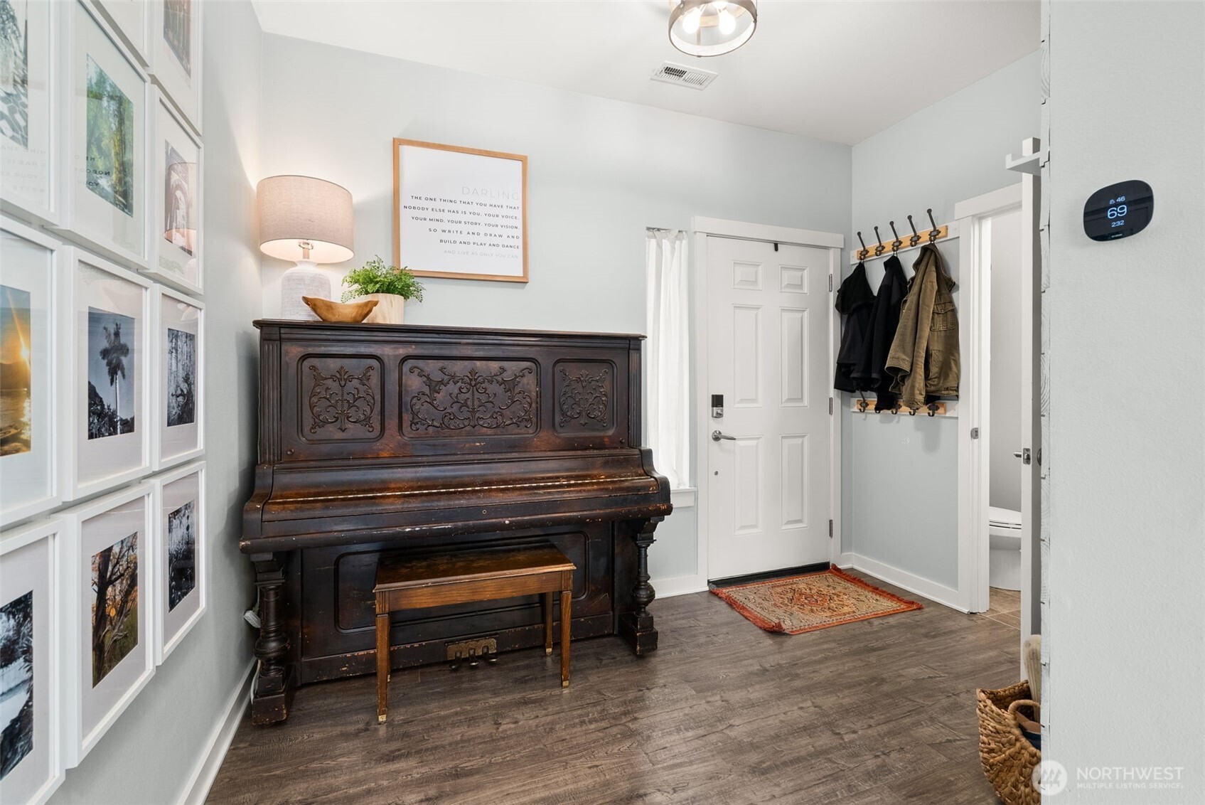 6218 Wesley Place SE