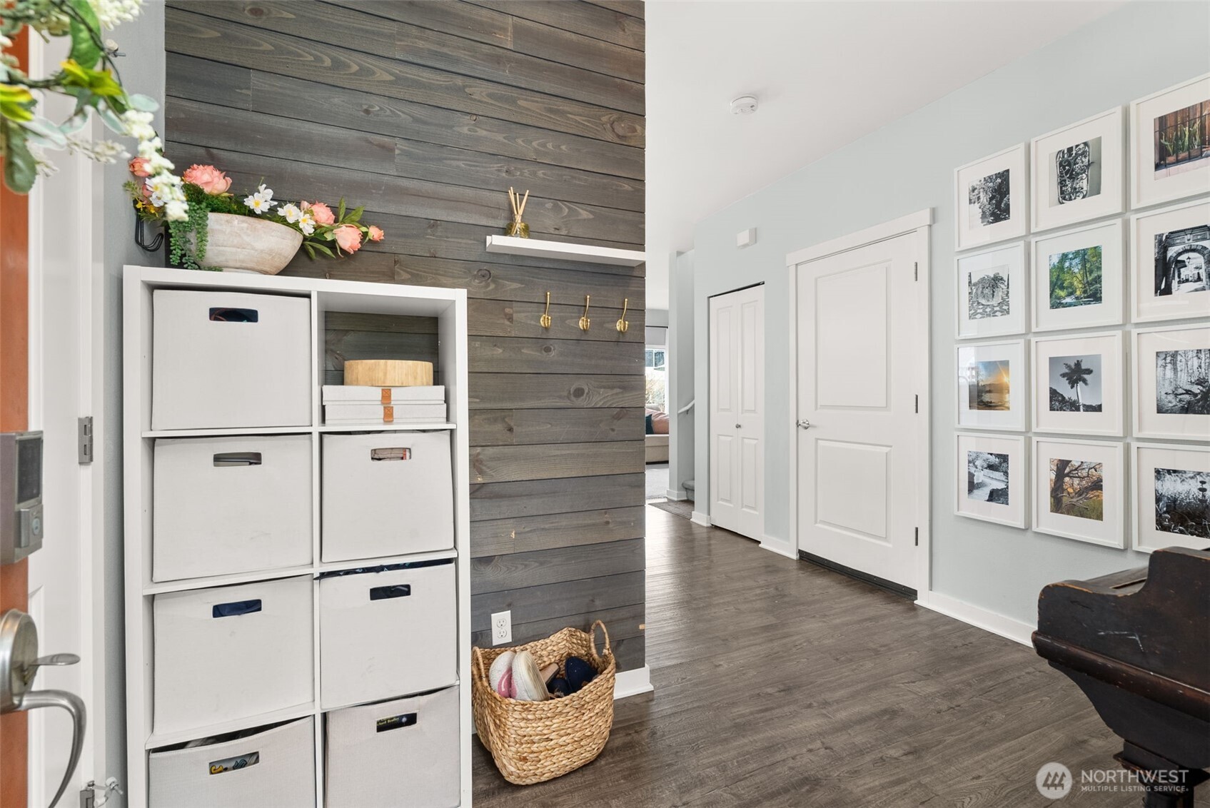 6218 Wesley Place SE