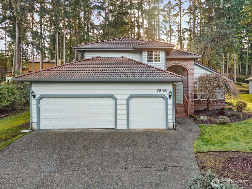 Photo of 7645 58th Avenue NE, Olympia, WA 98516 (MLS # 2468107)