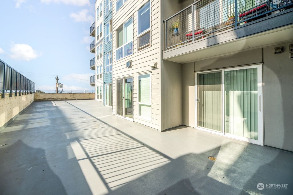 Photo of 2818 Grand Avenue #B206, Everett, WA 98201 (MLS # 2169727)