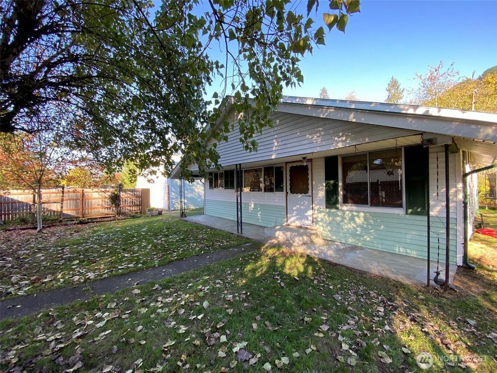 Photo of 752 Clear Creek Rd. Rd, Darrington, WA 98241 (MLS # 2374017)
