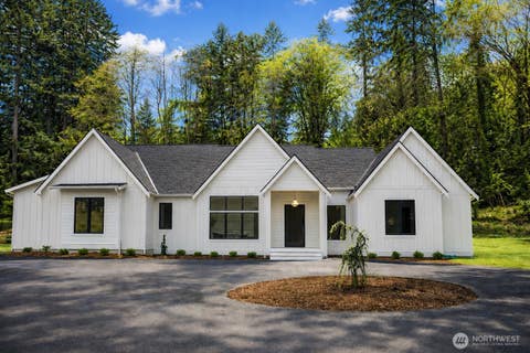 Photo of 275 Island Boulevard, Fox Island, WA 98333 (MLS # 2563593)