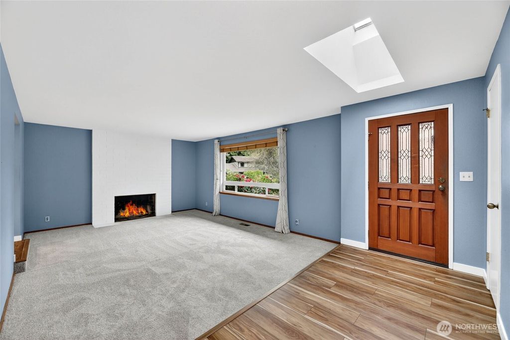 Photo of 13459 SE 250th Court, Kent, WA 98042 (MLS # 2510746)