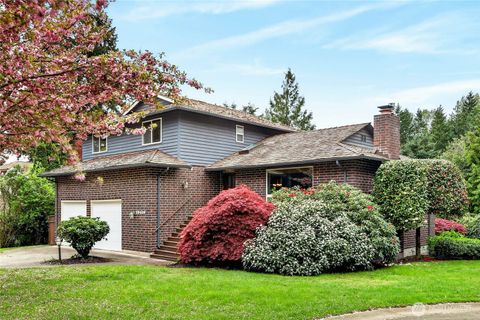 Photo of 13459 SE 250th Court, Kent, WA 98042 (MLS # 2510746)