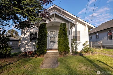 Photo of 1514 Summit Drive, Shelton, WA 98584 (MLS # 2512157)