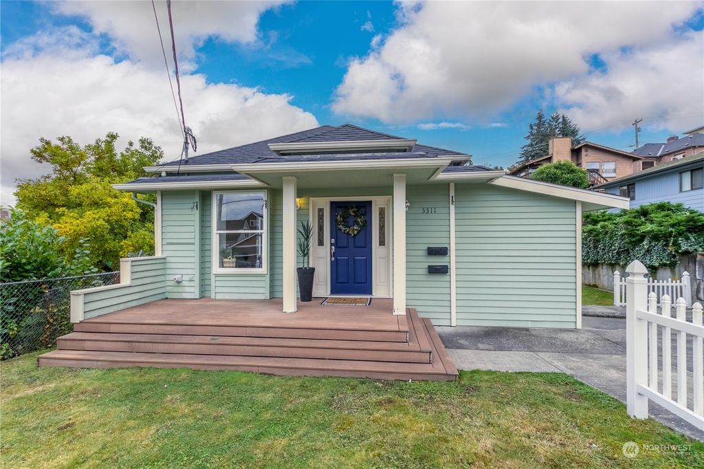 Photo of 3311 Tulalip Avenue, Everett, WA 98201 (MLS # 2010992)