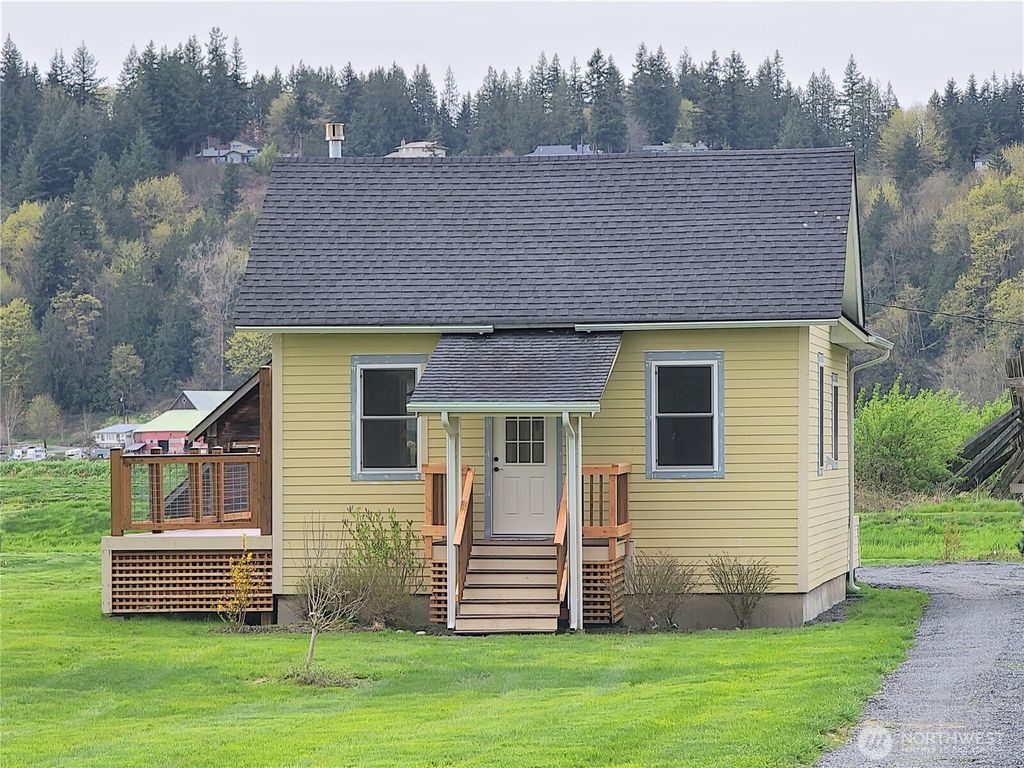 Photo of 1615 Norman Road, Stanwood, WA 98292 (MLS # 2471420)