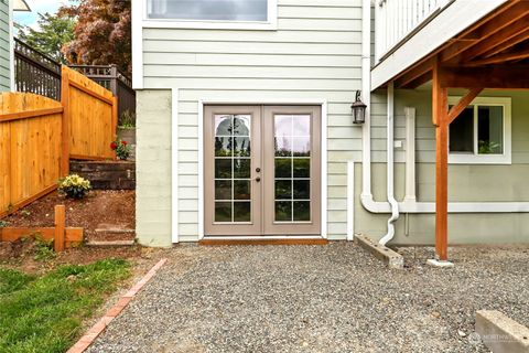 A home in Bremerton