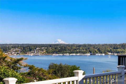 A home in Bremerton