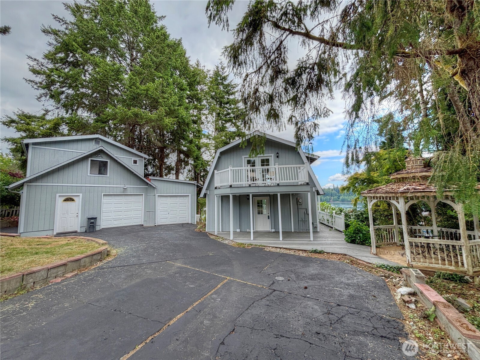 81 E Panorama Way