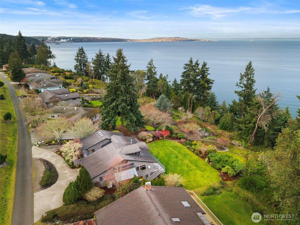 Photo of 170 Windship Drive, Port Townsend, WA 98368 (MLS # 2474980)