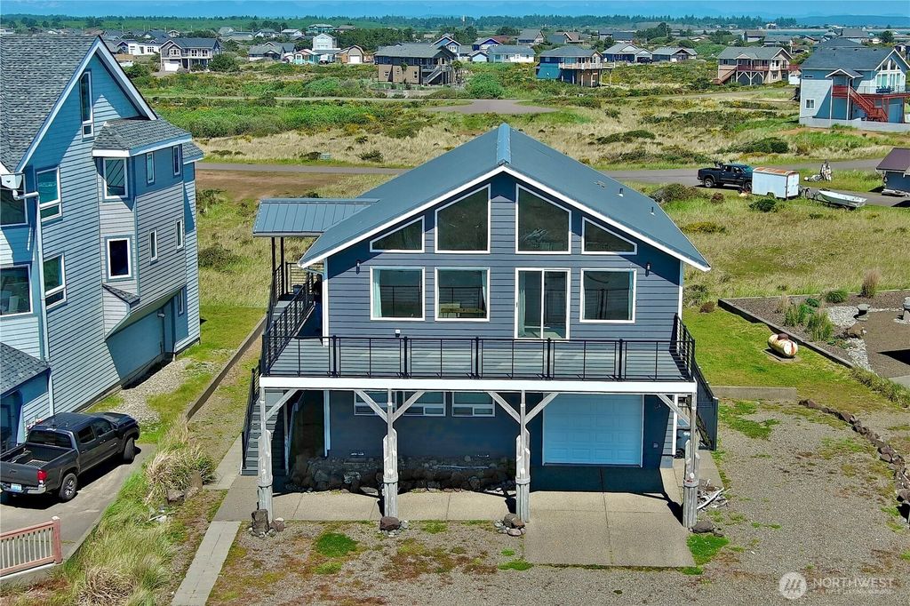 Photo of 1593 E Ocean Shores Boulevard SW, Ocean Shores, WA 98569 (MLS # 2517891)