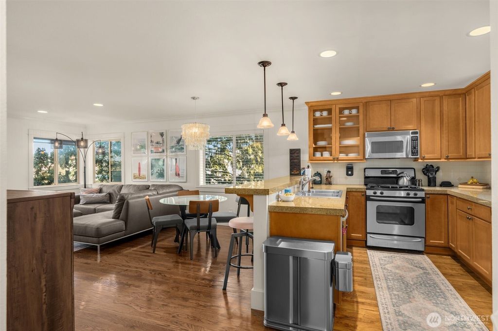 Photo of 2854 SW Dakota Street #A, Seattle, WA 98126 (MLS # 2331891)