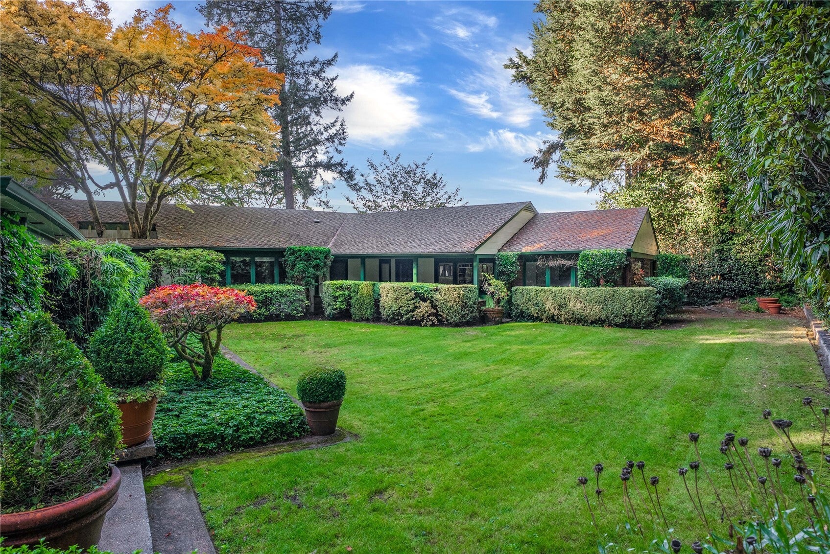 40 Loch Lane SW