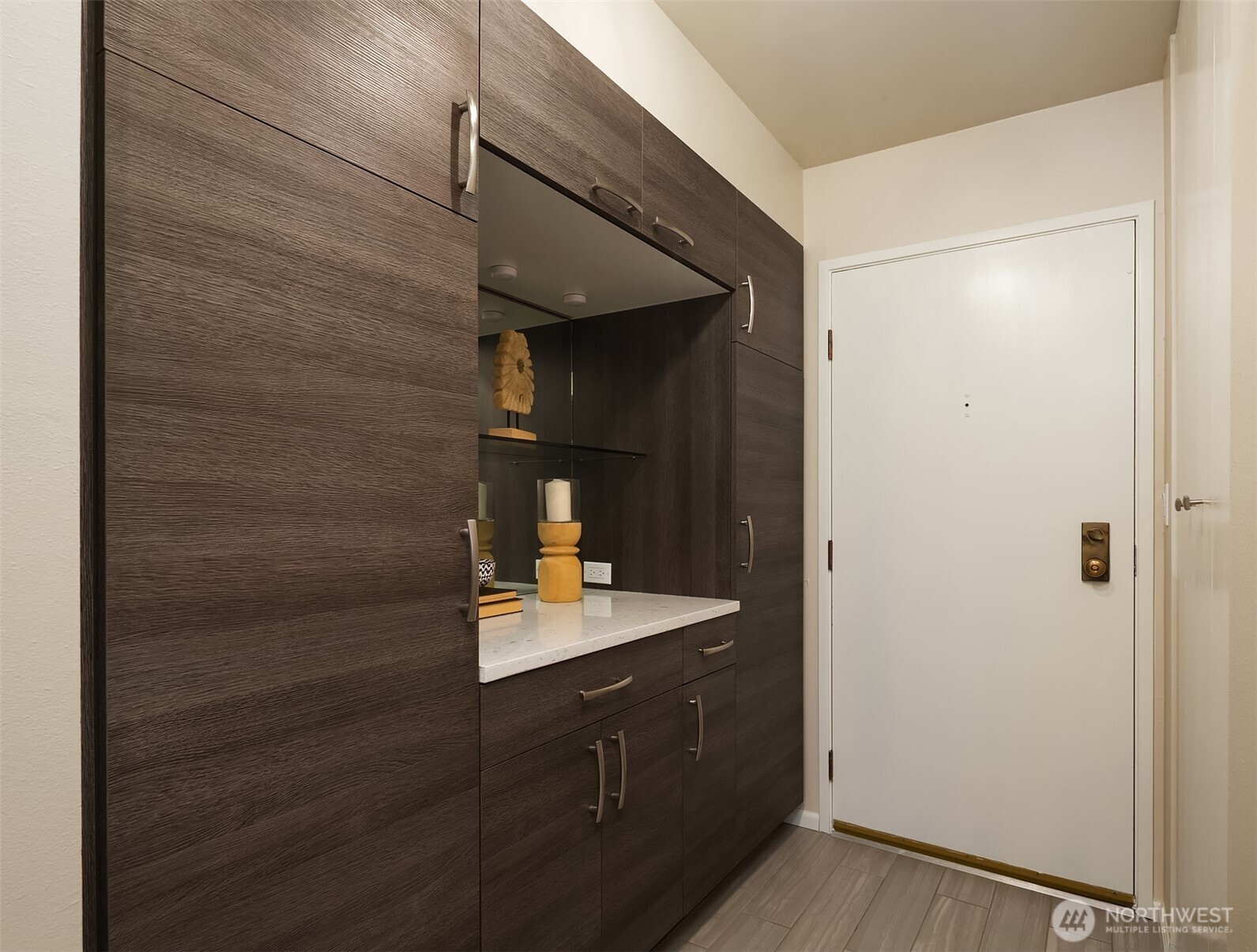 2100 3rd Avenue 1703