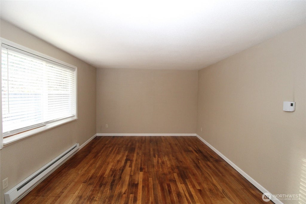 Photo of 4804 - 4806 S 252nd Place, Kent, WA 98032 (MLS # 2583032)