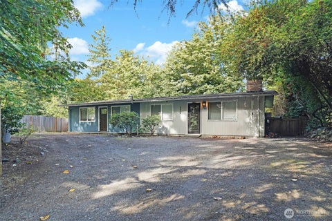 Photo of 4804 - 4806 S 252nd Place, Kent, WA 98032 (MLS # 2583032)
