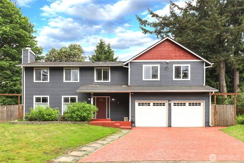 Photo of 3317 SW 335th Street, Federal Way, WA 98023 (MLS # 2520036)