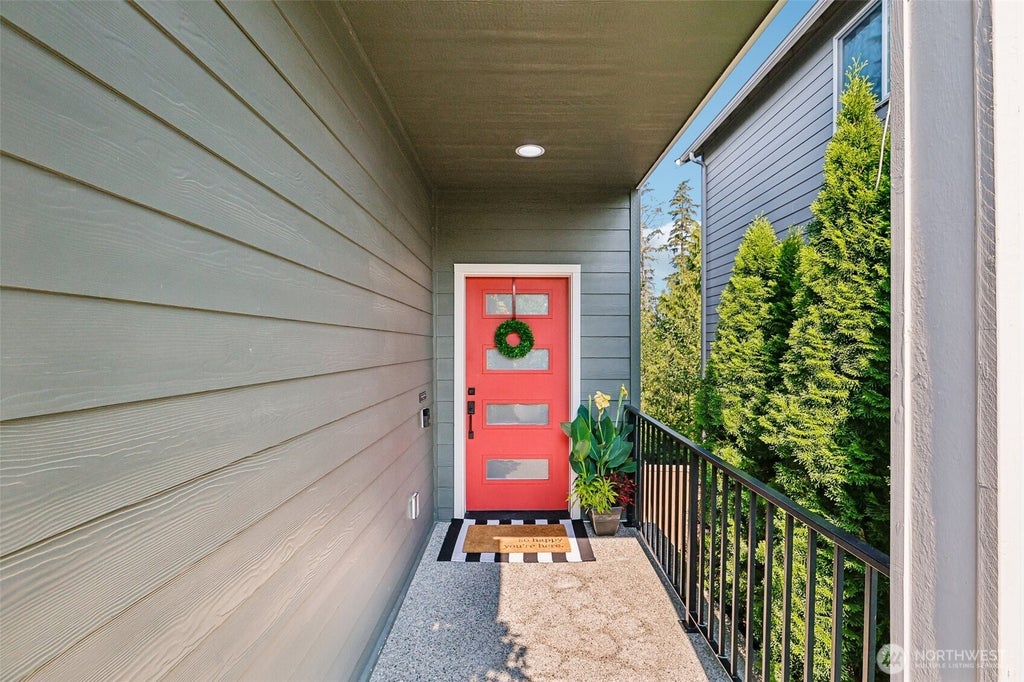 Photo of 11207 14th Place SE, Lake Stevens, WA 98258 (MLS # 2569259)