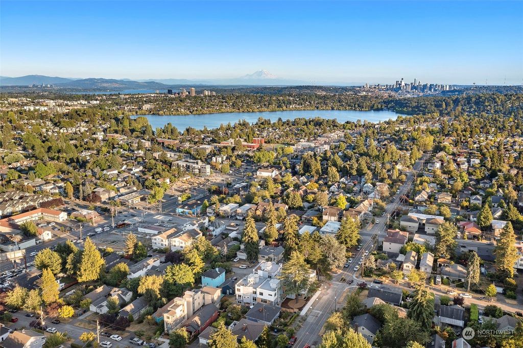 Photo of 902 N 86th Street, Seattle, WA 98103 (MLS # 2260990)
