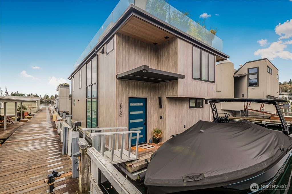 Photo of 2816 Boyer Avenue E #C, Seattle, WA 98102 (MLS # 2352368)