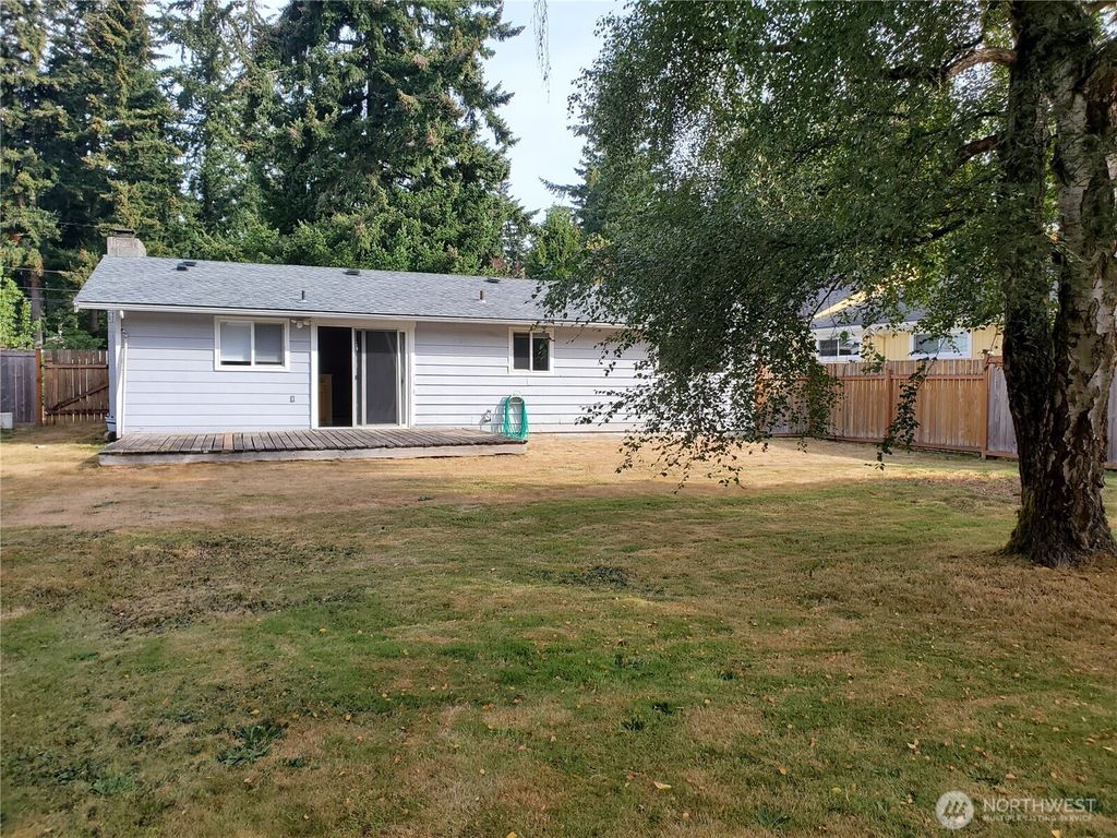 Photo of 12221 NE 75th Street, Kirkland, WA 98033 (MLS # 2483238)
