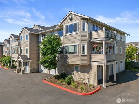 Photo of 13207 97th Avenue E #301, Puyallup, WA 98373 (MLS # 2402489)