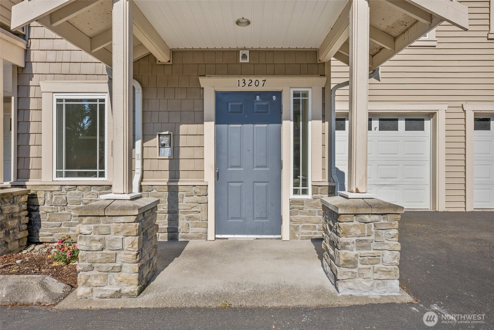 13207 97th Avenue E 301