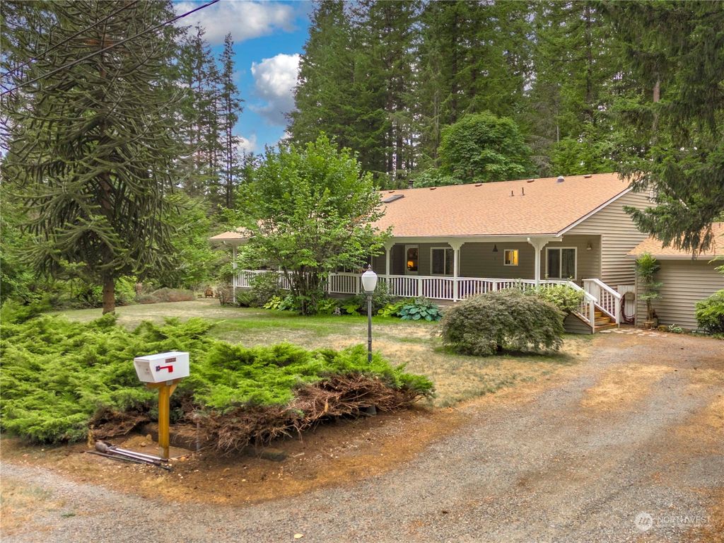 Photo of 26805 320th Avenue SE, Ravensdale, WA 98051 (MLS # 2150065)