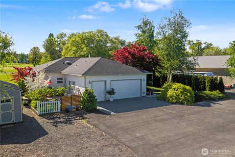 Photo of 19352 Lakeview Dr NW Dr, Soap Lake, WA 98851 (MLS # 2516458)